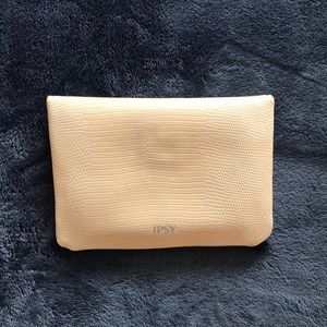 IPSY bag! Never used!